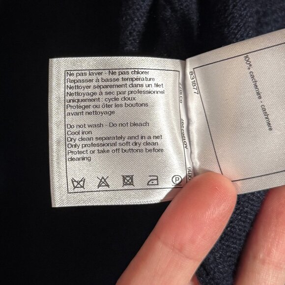 Chanel 2018 Navy Blue Cashmere Nautical Cardigan Sweater - Picture 12 of 12